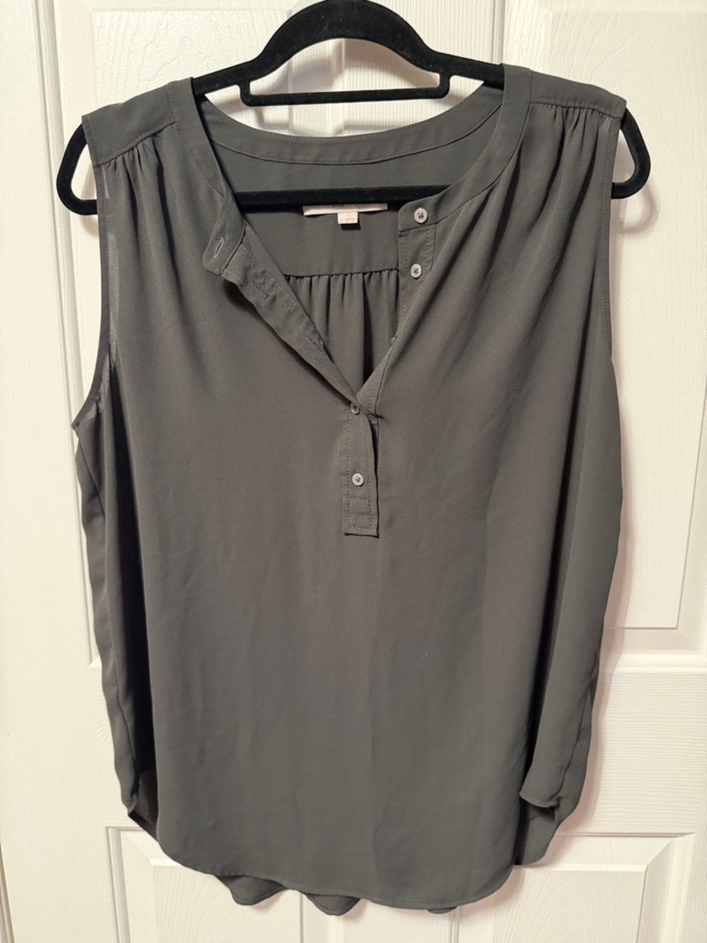 LOFT Sleeveless Henley Blouse in Charcoal